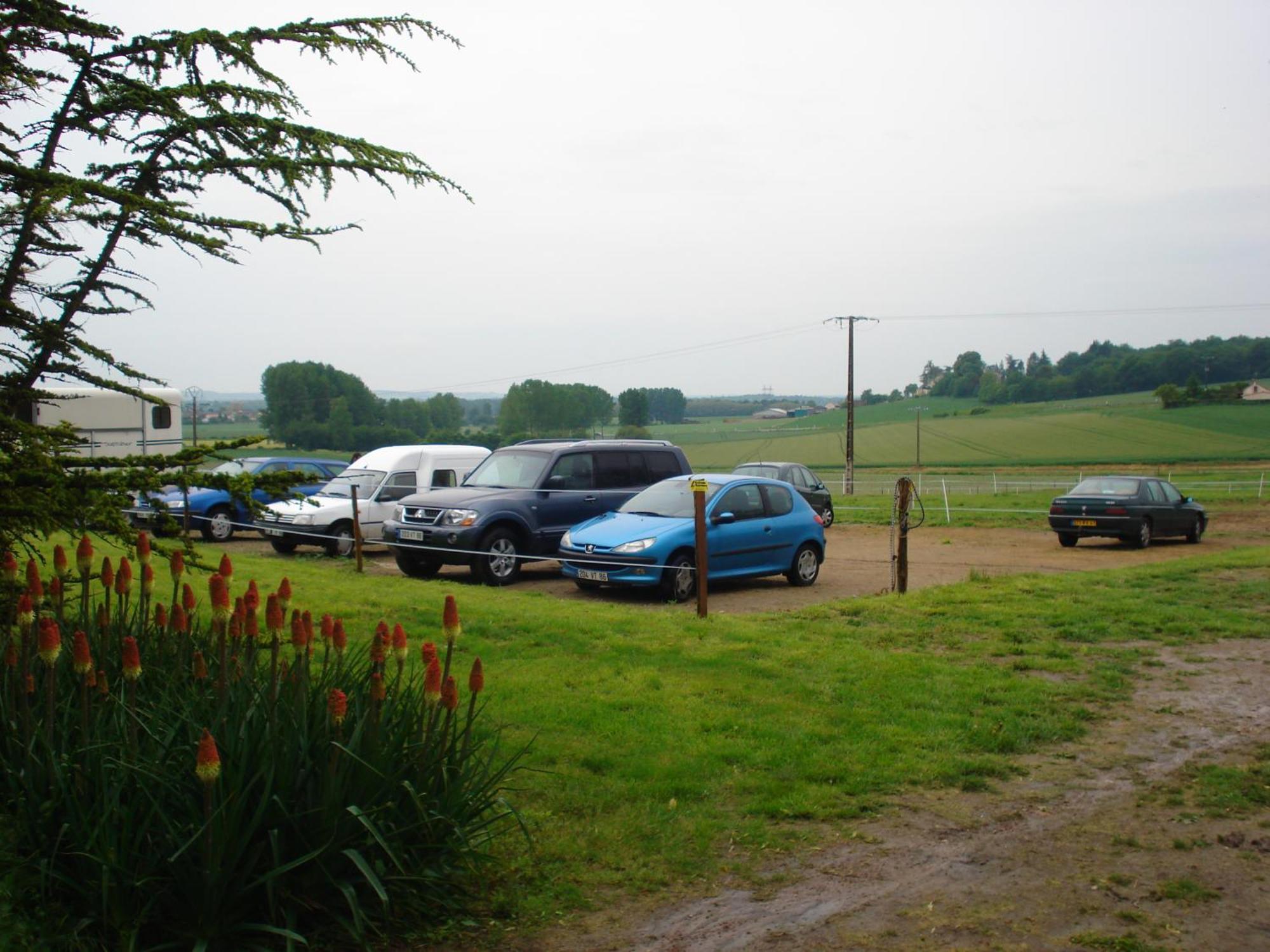 Villa Les Roulottes De Cuzay Roiffé Exterior foto